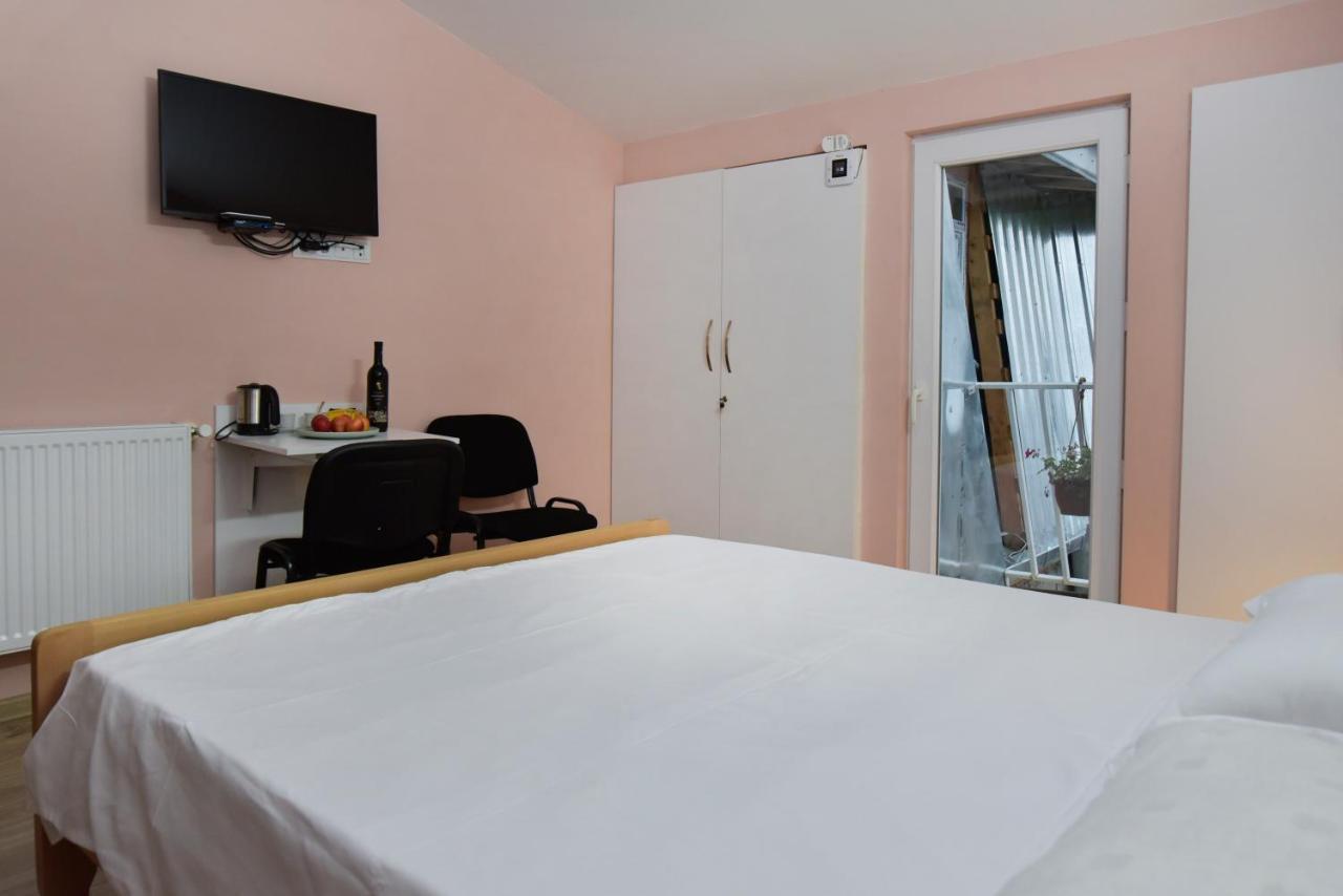 Hb Apartments Laghidze Тбилиси Екстериор снимка