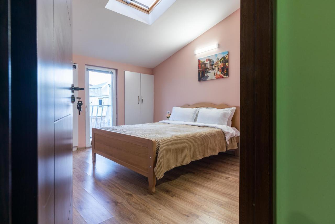 Hb Apartments Laghidze Тбилиси Екстериор снимка