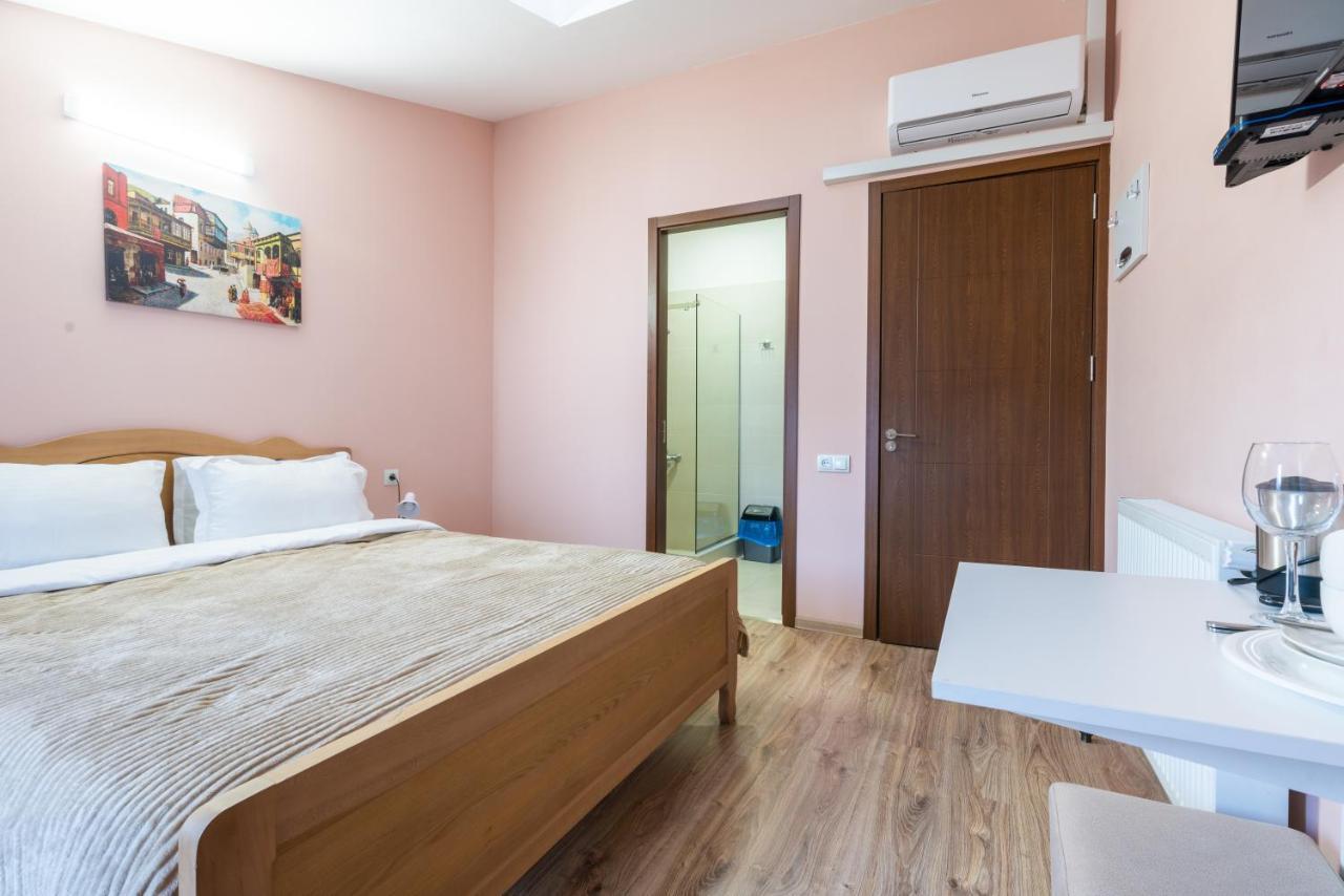 Hb Apartments Laghidze Тбилиси Екстериор снимка